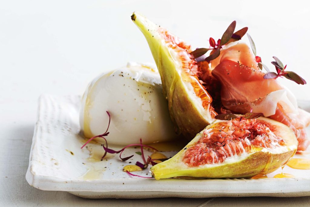 buffalo-mozzarella-with-figs-prosciutto-and-honey-102723-1